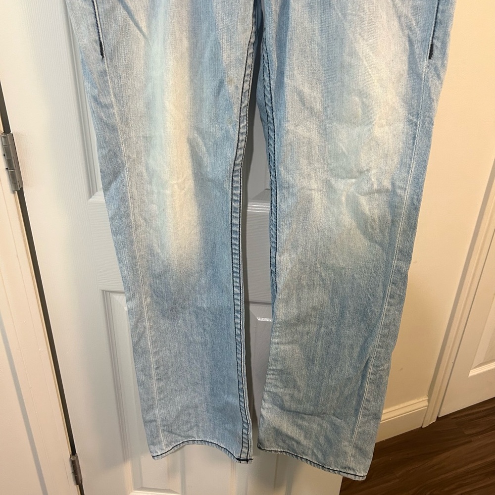 Men’s True Religion Jeans. Only worn a handful of times - Picture 4 of 14